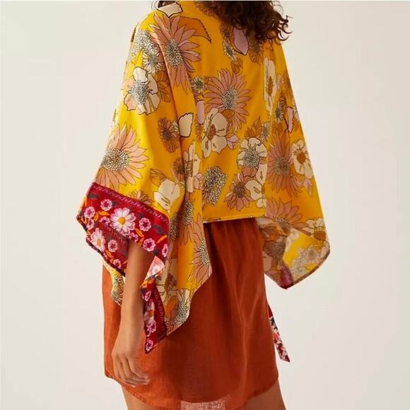 Anthropologie Tops - Anthropologie Floral Vibrant Cropped Tie Front Kimono